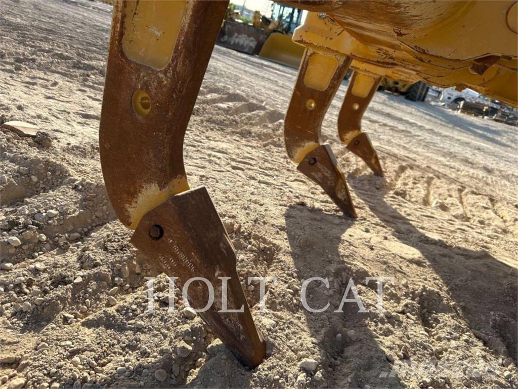 CAT D6XELGPVP3 Гусеничные бульдозеры
