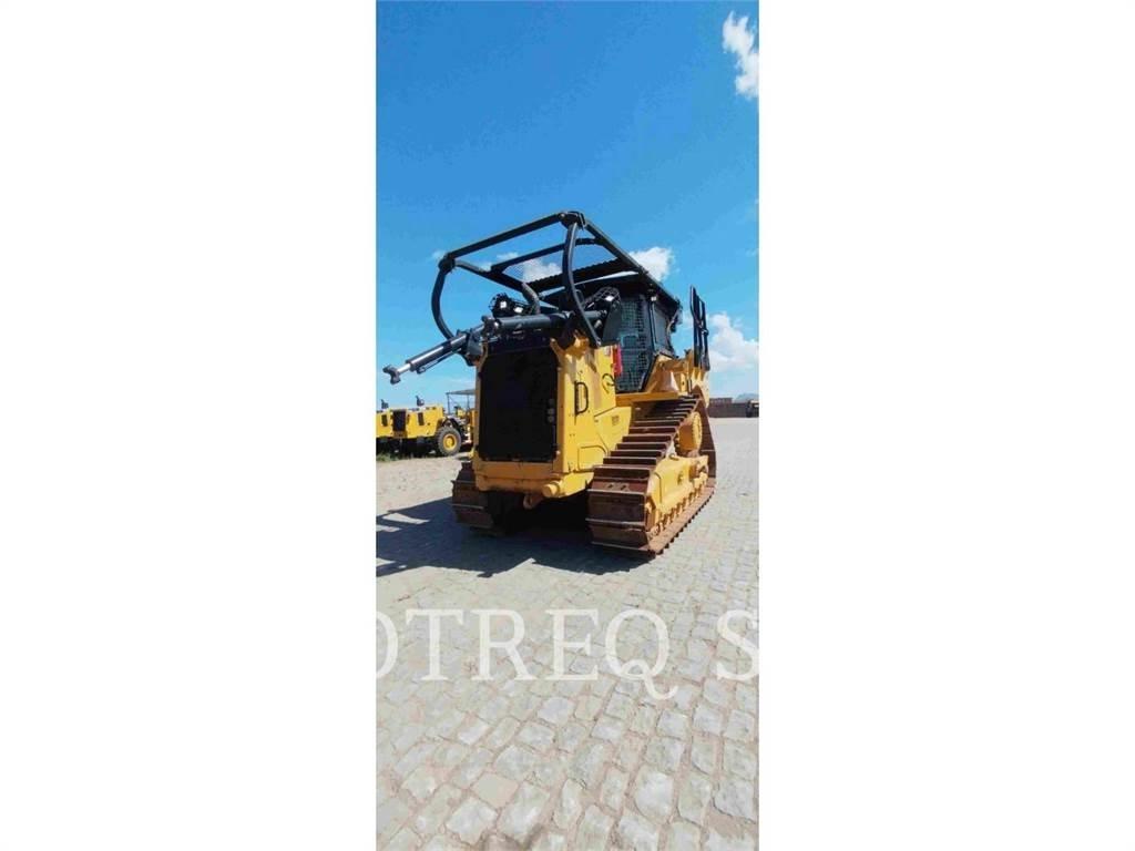 CAT D7 Гусеничные бульдозеры