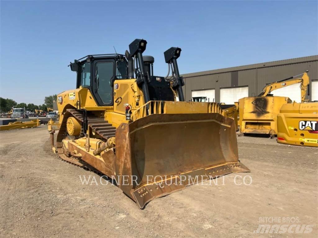 CAT D7 Гусеничные бульдозеры