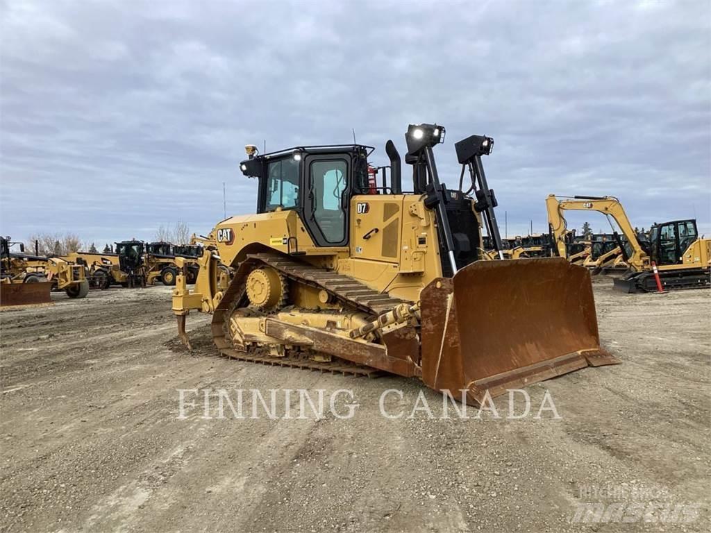 CAT D7-17 Гусеничные бульдозеры