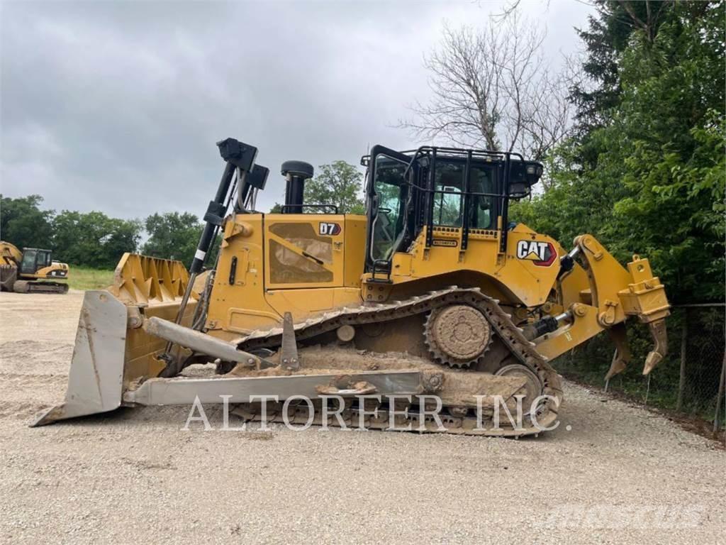 CAT D7-17 Гусеничные бульдозеры