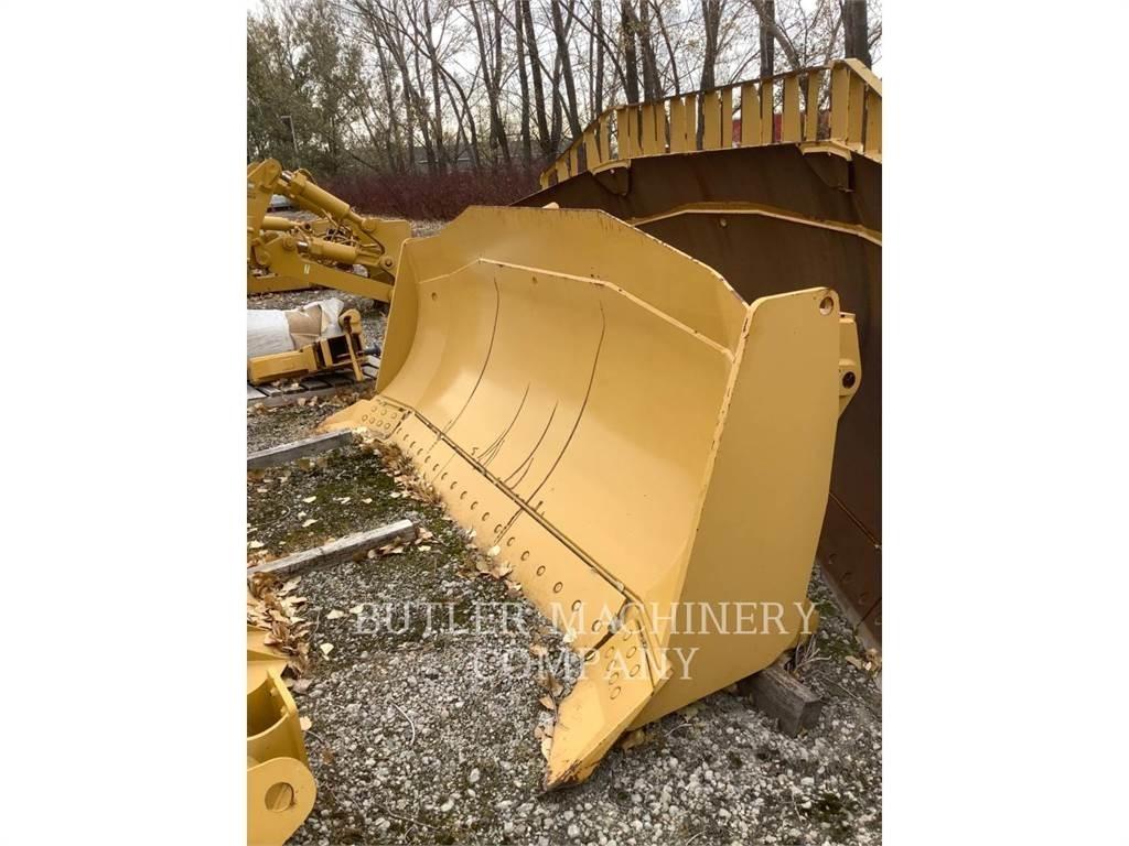 CAT D7E Бульдозерные отвалы