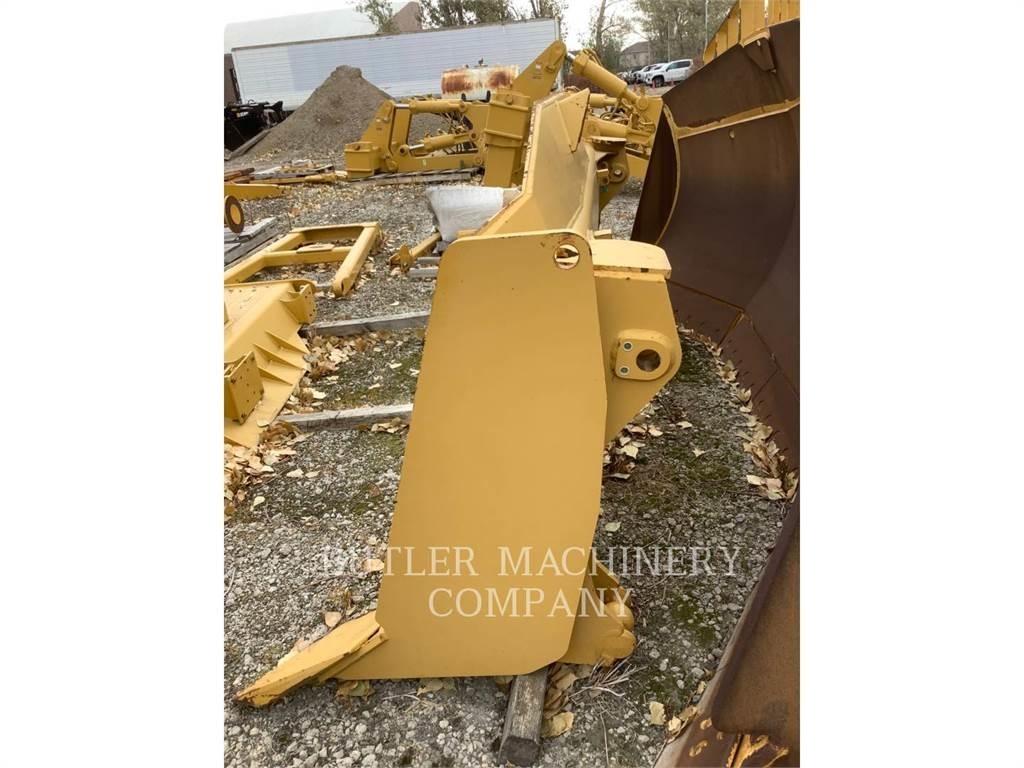 CAT D7E Бульдозерные отвалы
