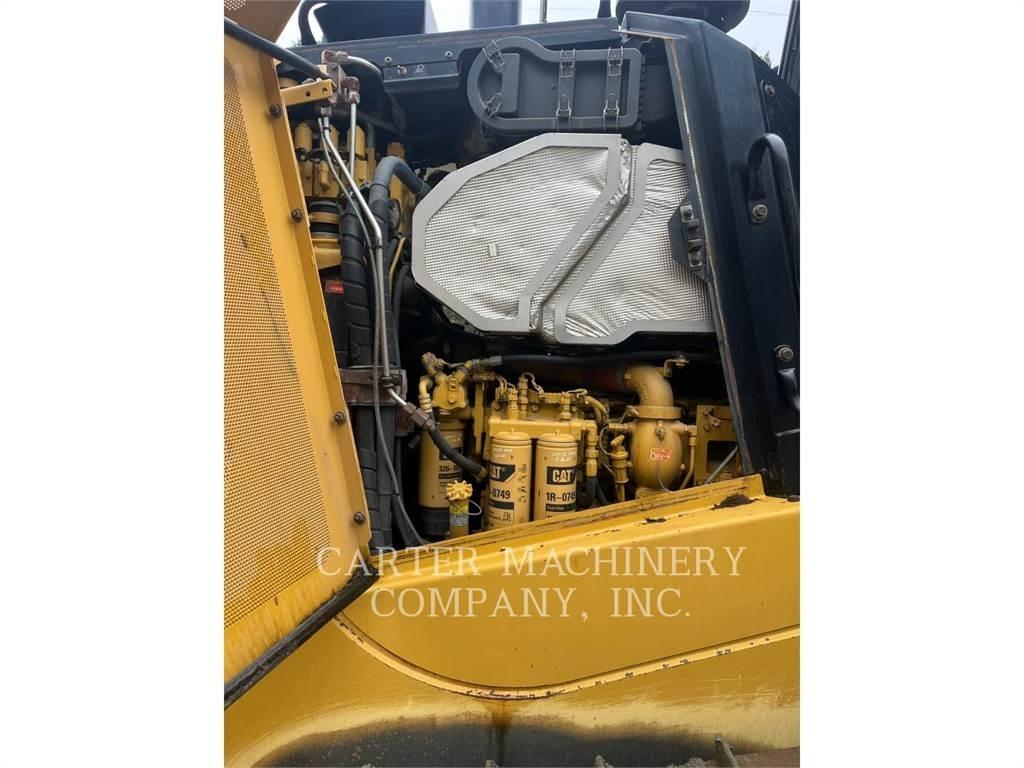 CAT D7E Гусеничные бульдозеры