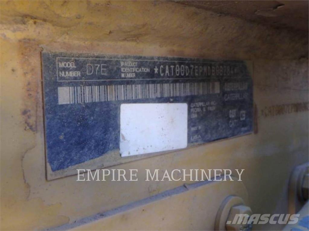 CAT D7E Гусеничные бульдозеры