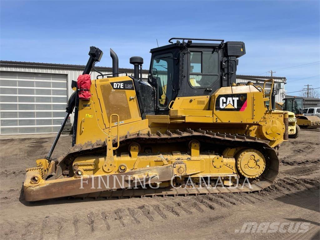 CAT D7E LGP Гусеничные бульдозеры