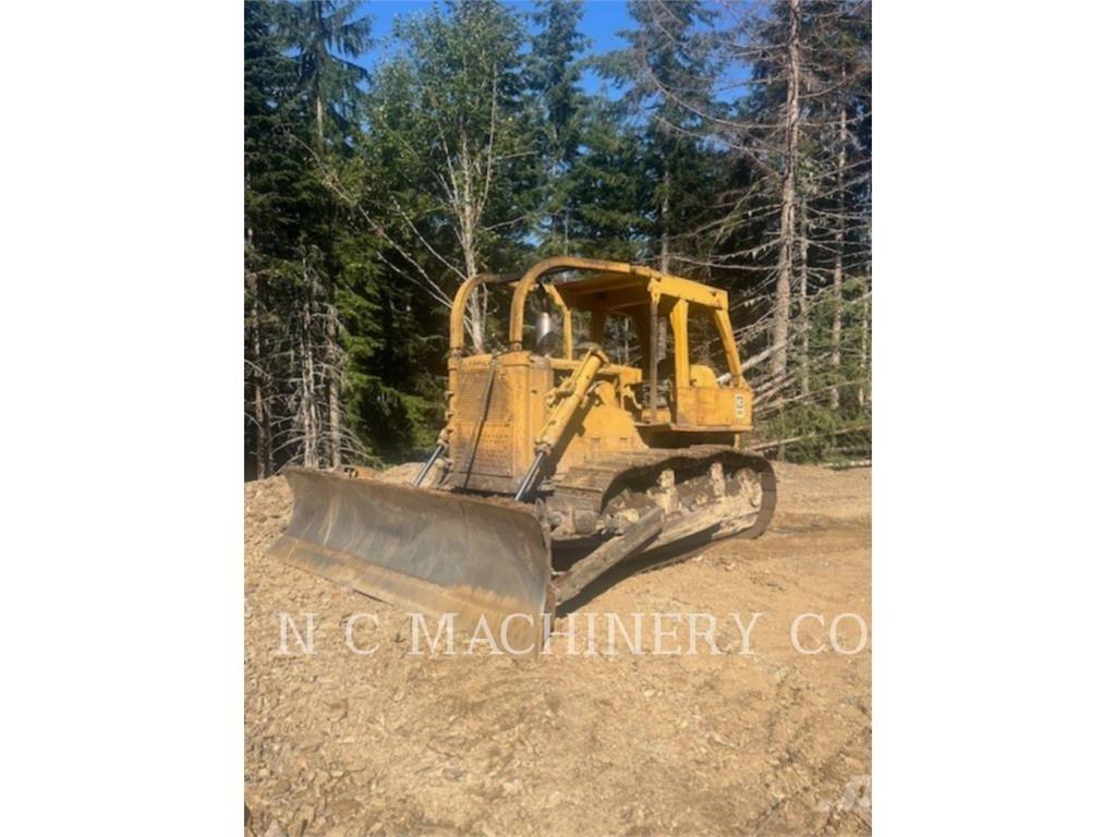 CAT D7G Гусеничные бульдозеры
