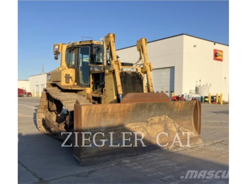 CAT D7R Гусеничные бульдозеры