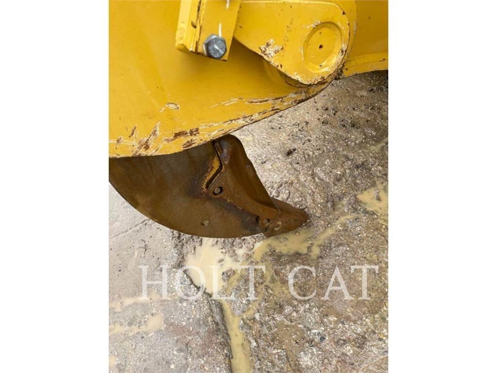CAT D8 Гусеничные бульдозеры