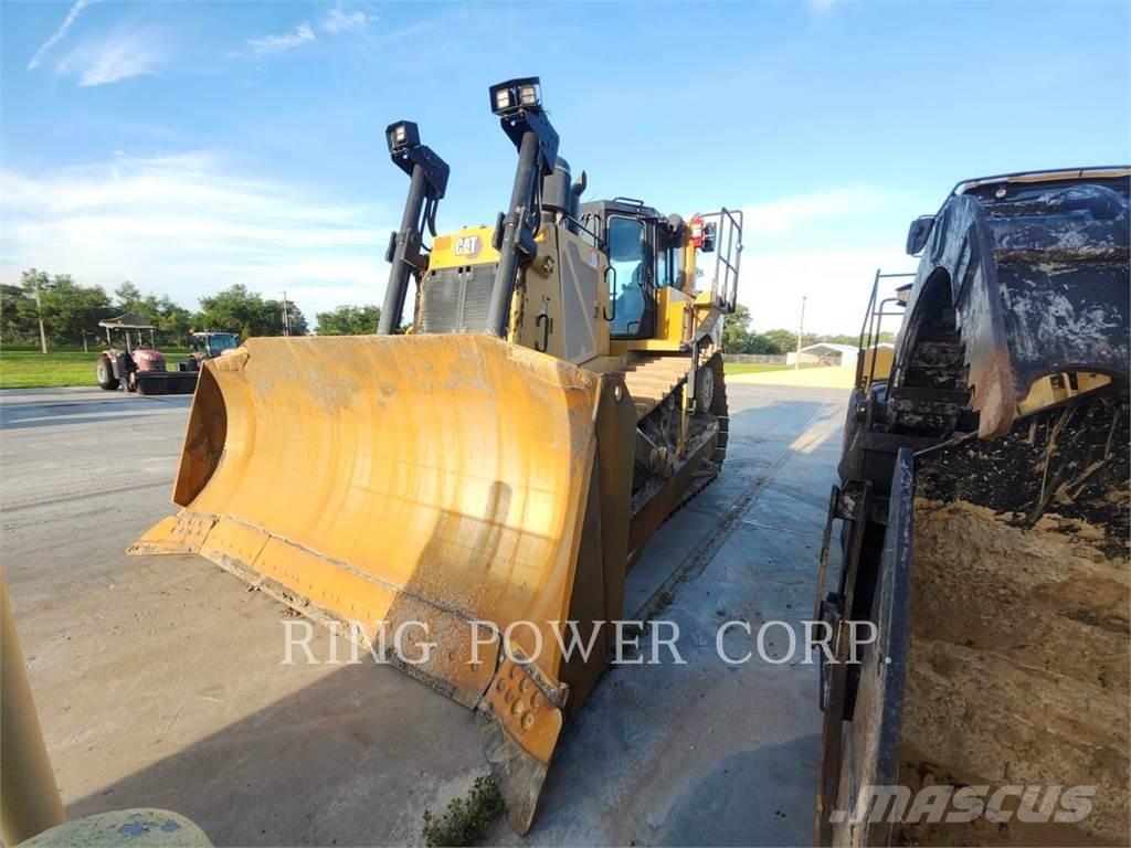CAT D8 Гусеничные бульдозеры