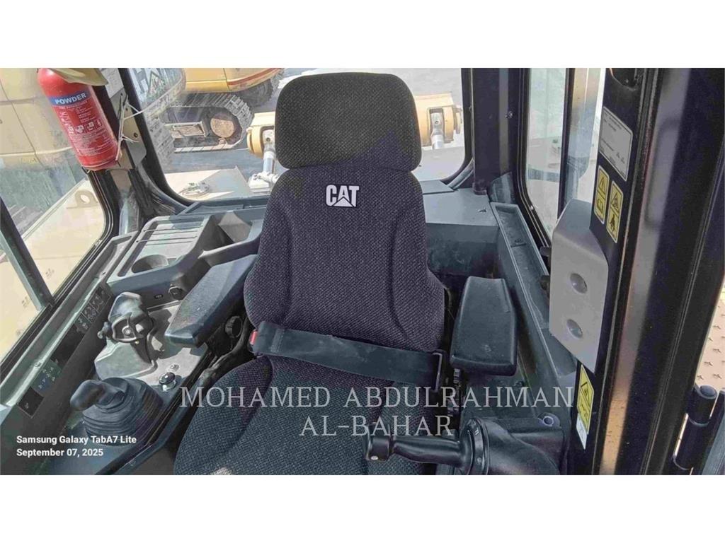 CAT D8 Гусеничные бульдозеры