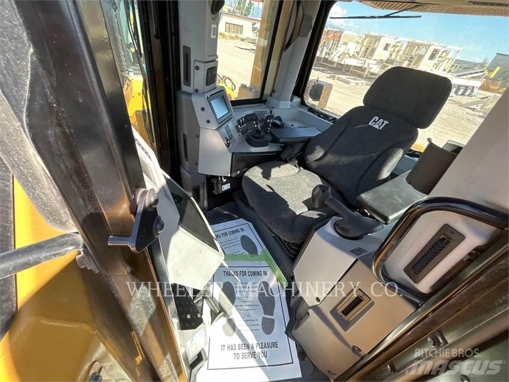 CAT D8 SU Гусеничные бульдозеры