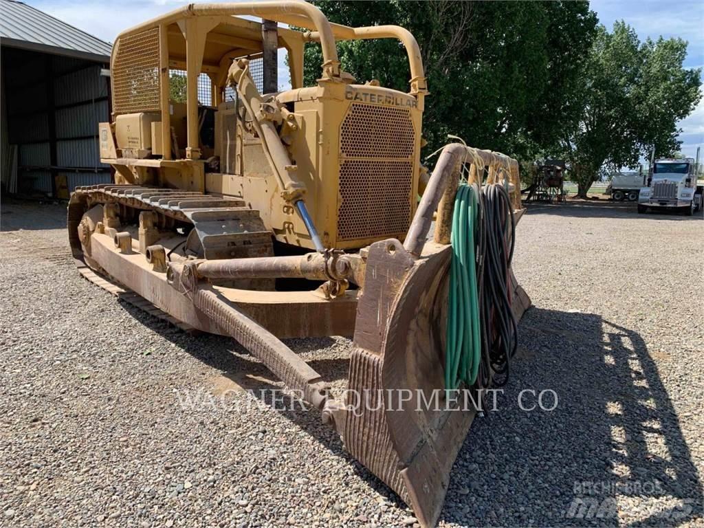 CAT D8H Гусеничные бульдозеры