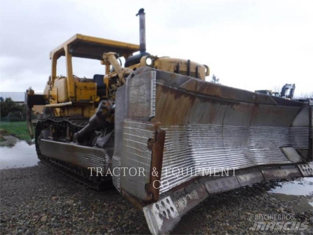 CAT D8K Гусеничные бульдозеры