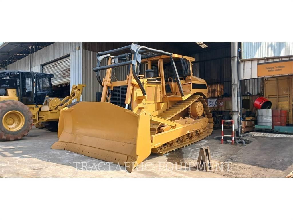 CAT D8N Гусеничные бульдозеры