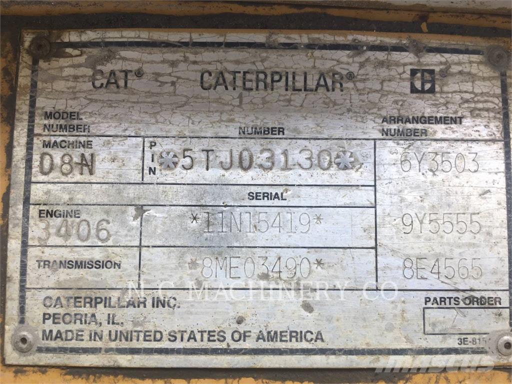 CAT D8N Гусеничные бульдозеры