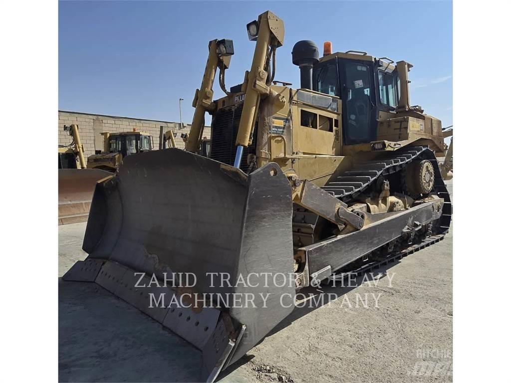 CAT D8R Гусеничные бульдозеры