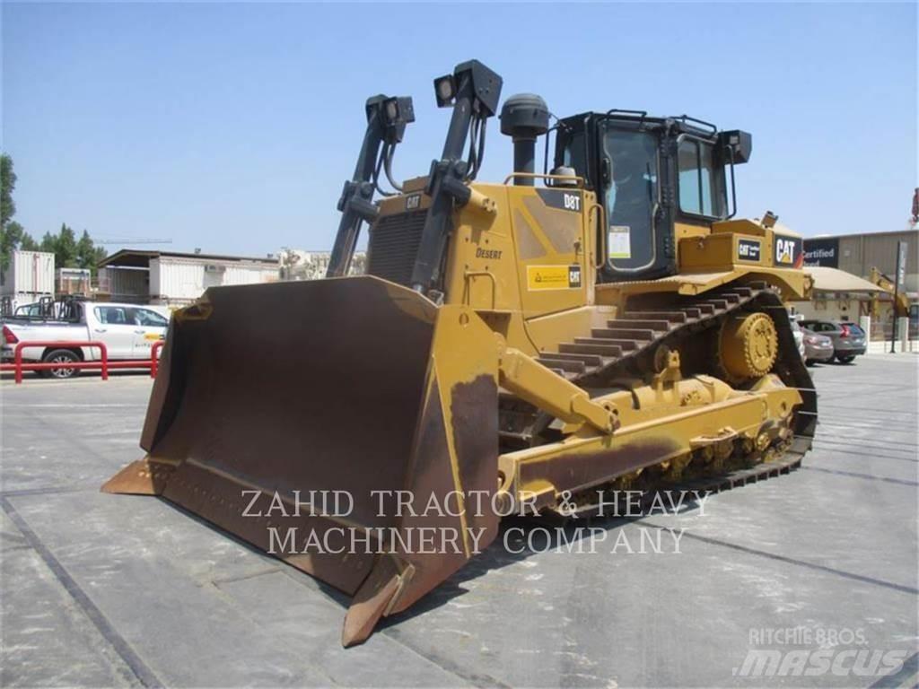 CAT D8T Гусеничные бульдозеры