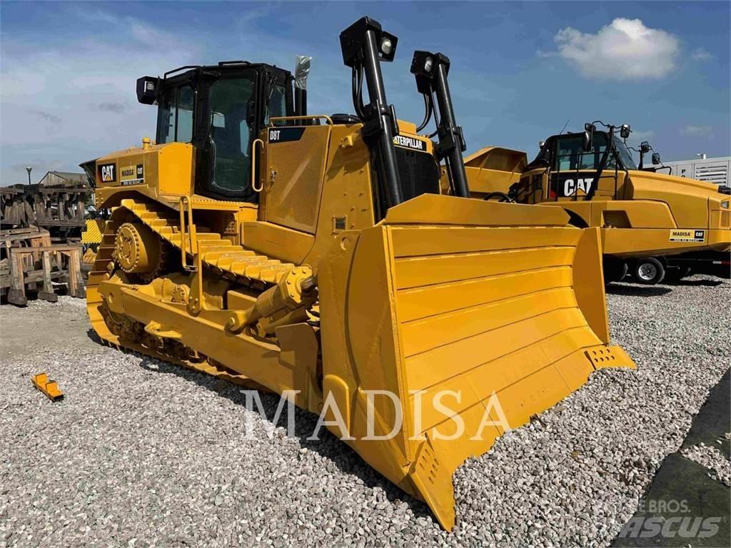 CAT D8T Гусеничные бульдозеры