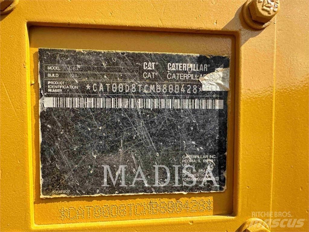 CAT D8T Гусеничные бульдозеры