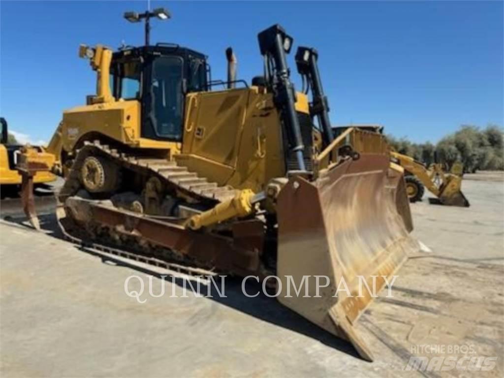 CAT D8T Гусеничные бульдозеры