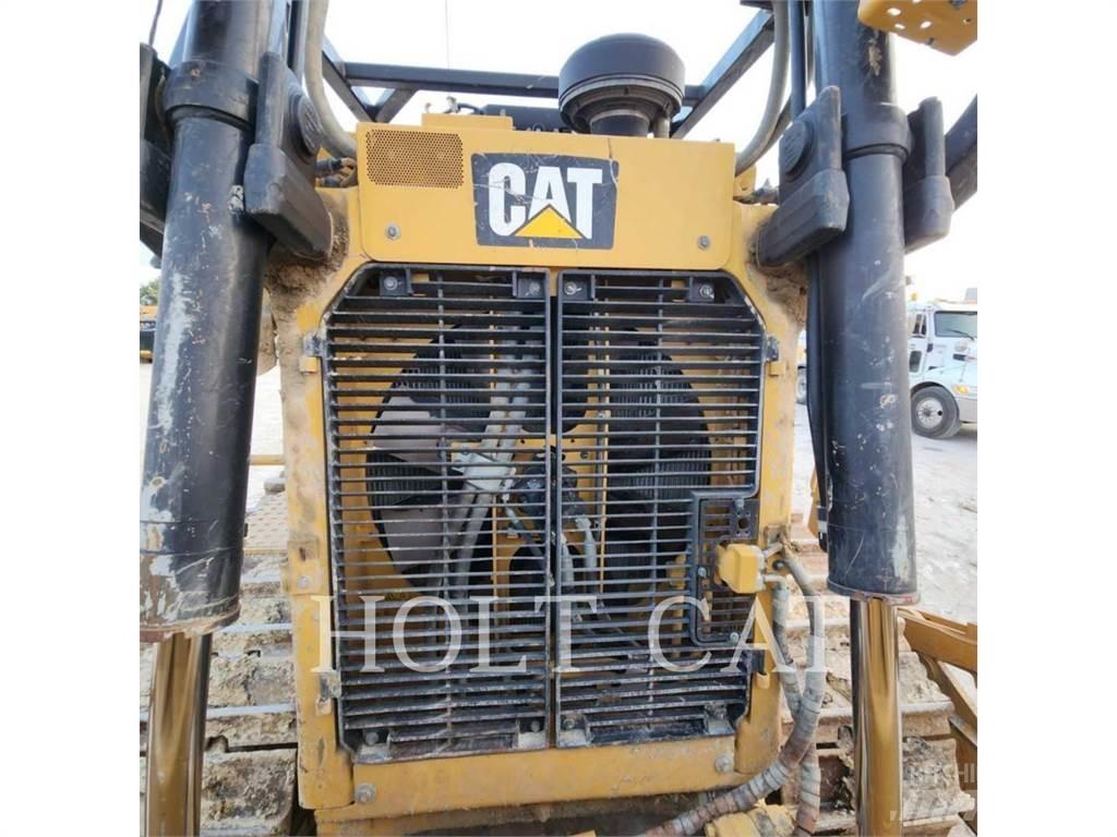 CAT D8T Гусеничные бульдозеры