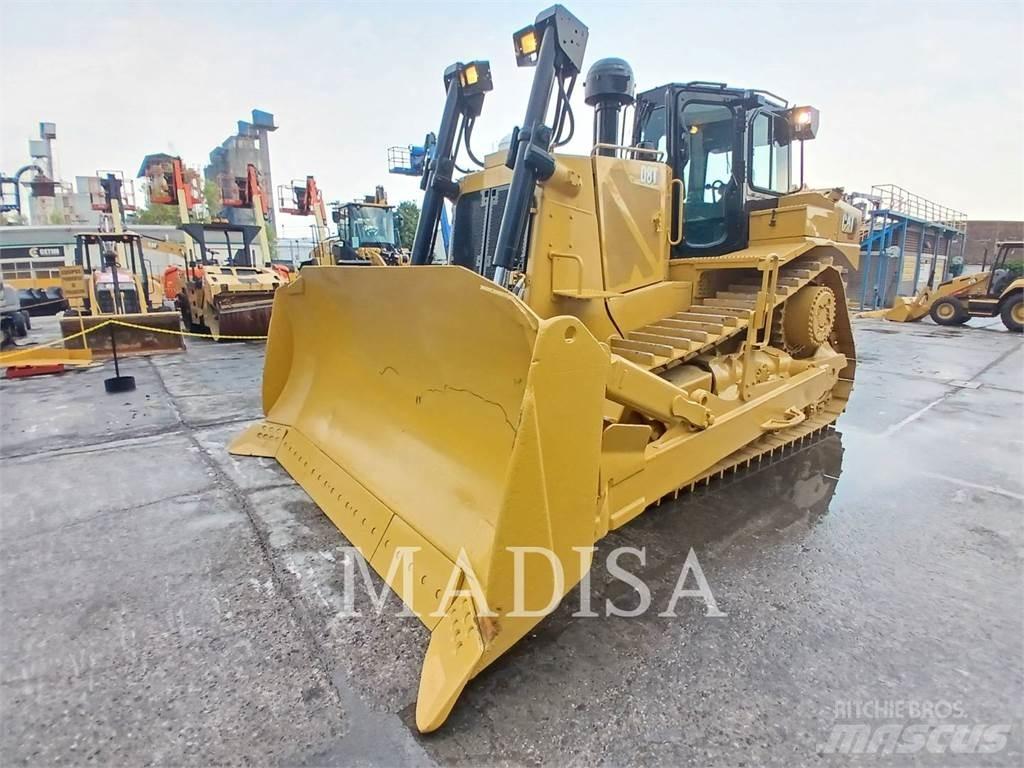 CAT D8T Гусеничные бульдозеры