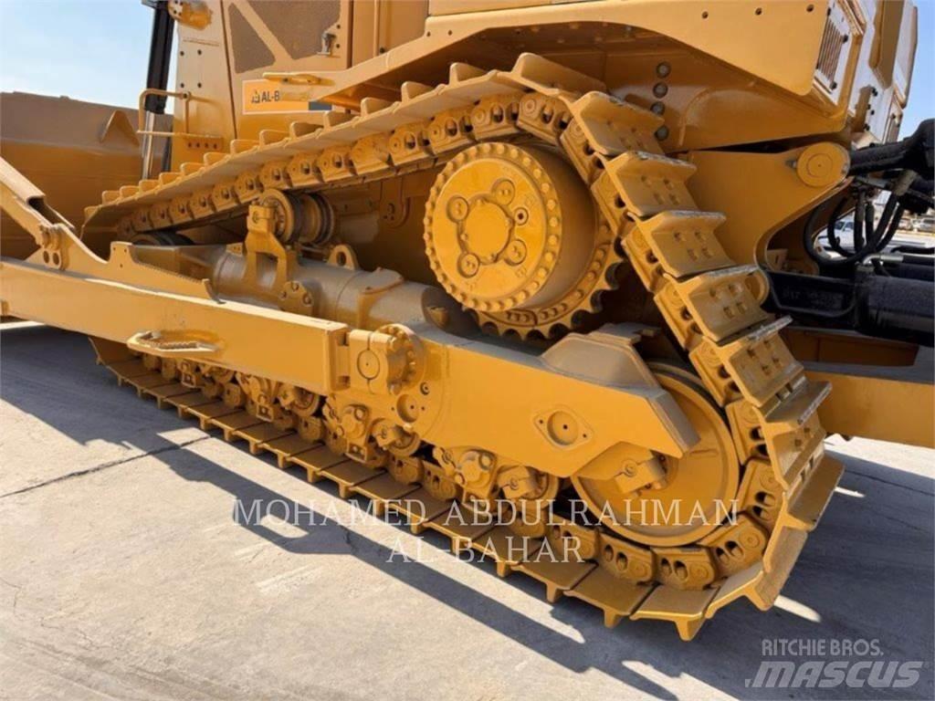 CAT D8T Гусеничные бульдозеры