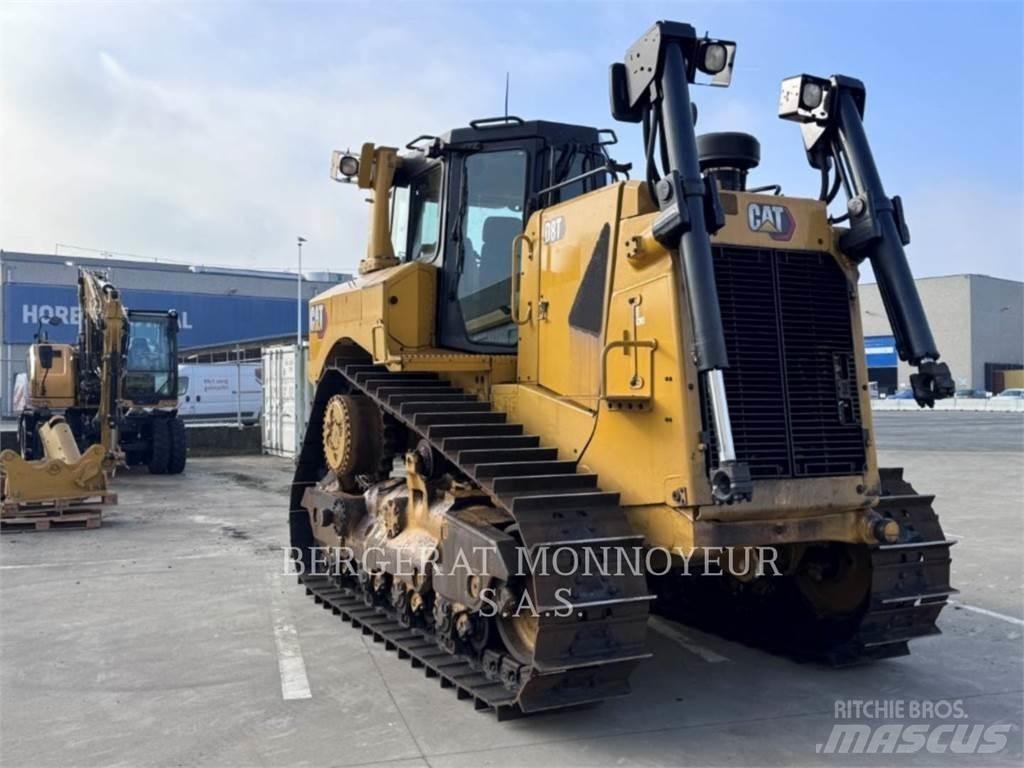 CAT D8T Гусеничные бульдозеры