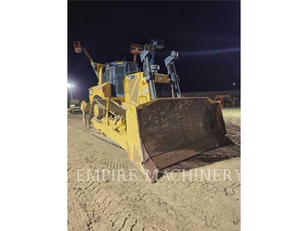 CAT D8T Гусеничные бульдозеры