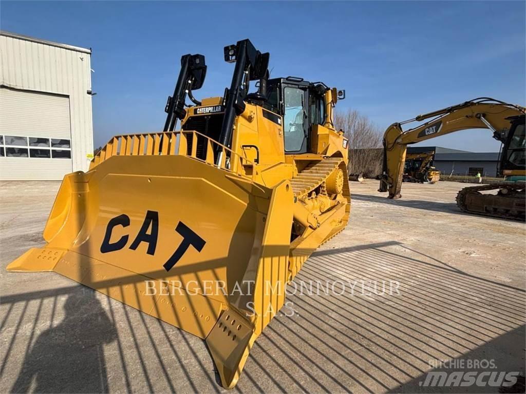 CAT D8T Гусеничные бульдозеры