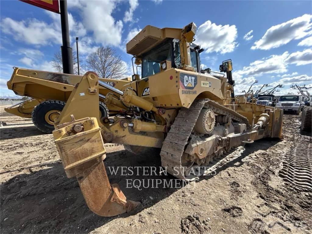 CAT D8T Гусеничные бульдозеры