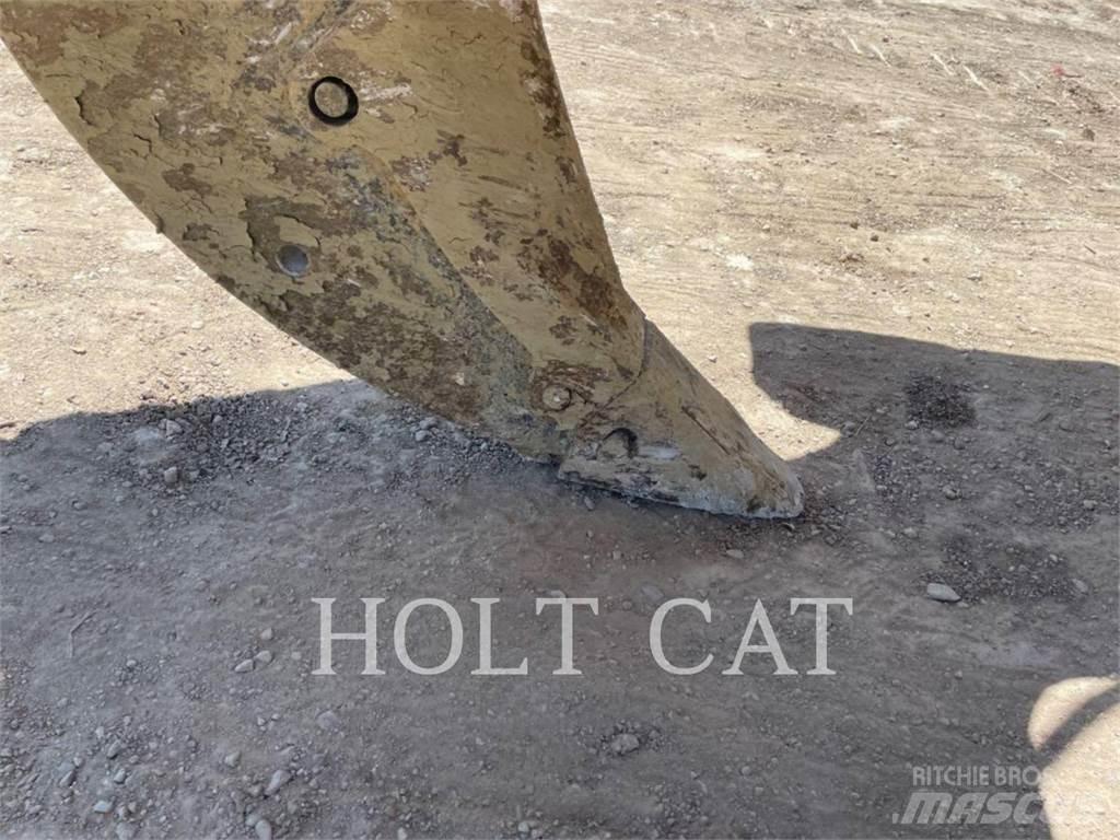 CAT D8T Гусеничные бульдозеры
