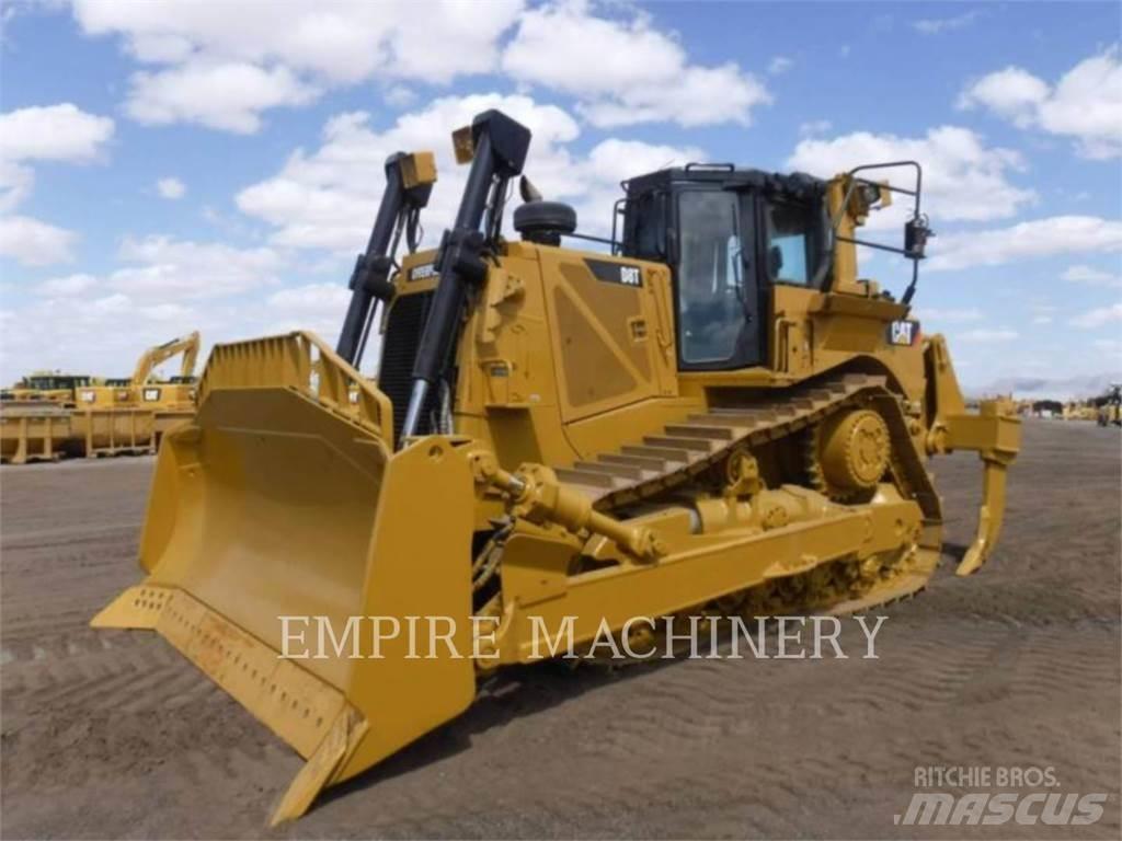 CAT D8T Гусеничные бульдозеры