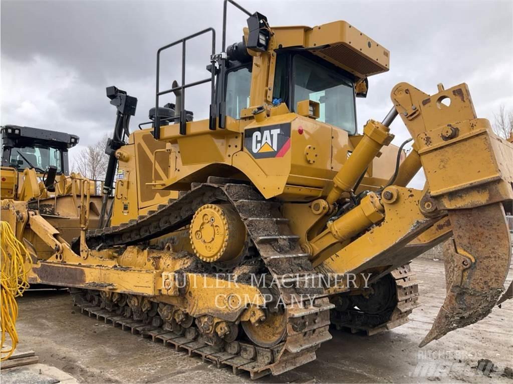 CAT D8T Гусеничные бульдозеры