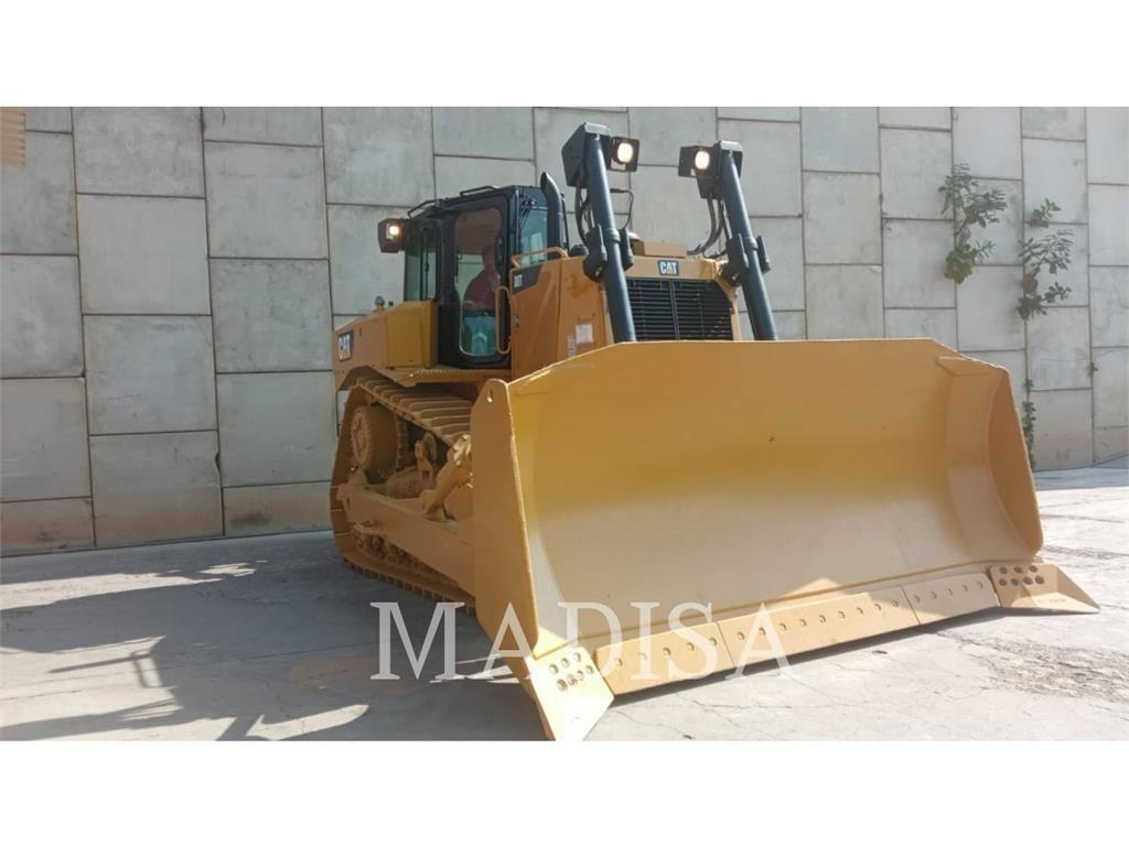 CAT D8T Гусеничные бульдозеры