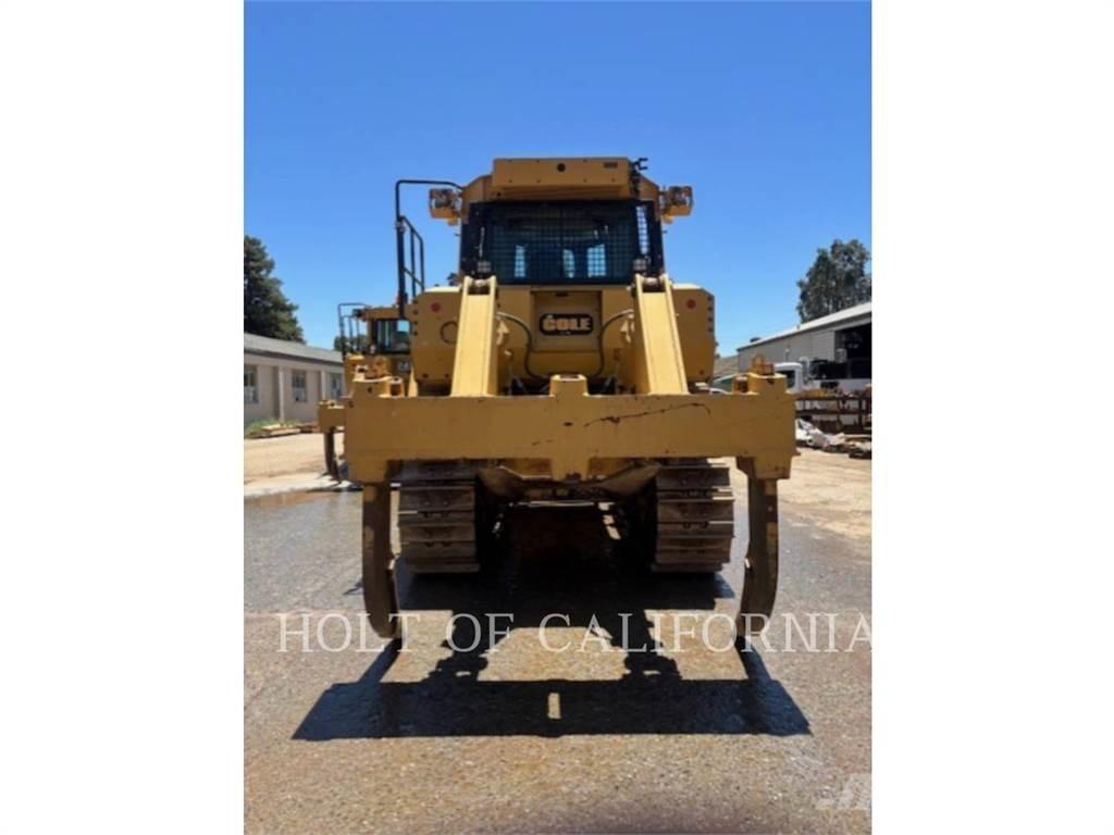 CAT D8T Гусеничные бульдозеры