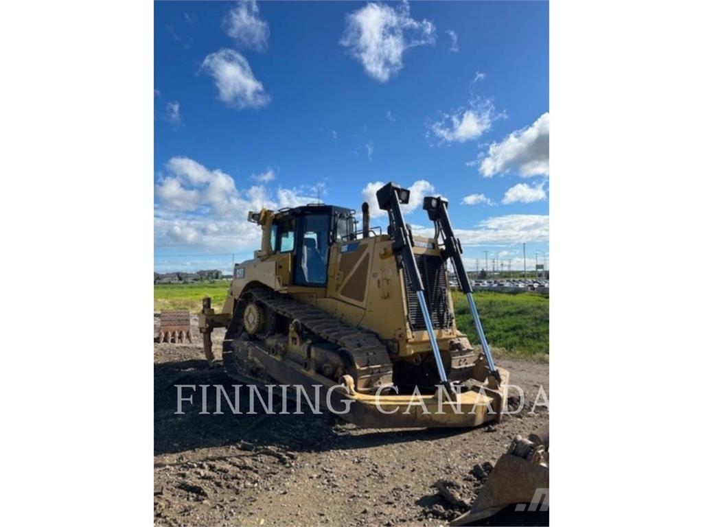 CAT D8T Гусеничные бульдозеры