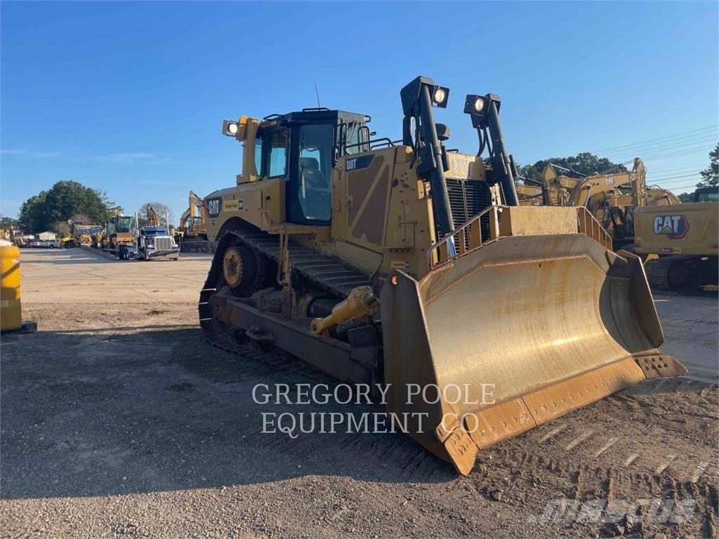 CAT D8T Гусеничные бульдозеры