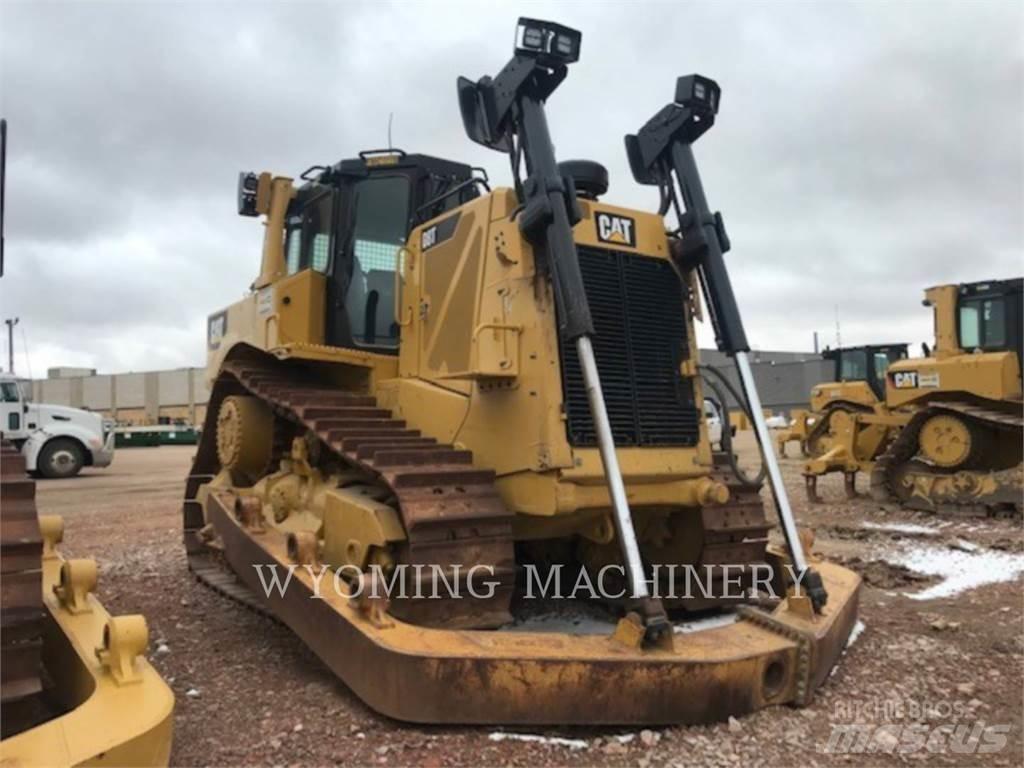 CAT D8T Гусеничные бульдозеры