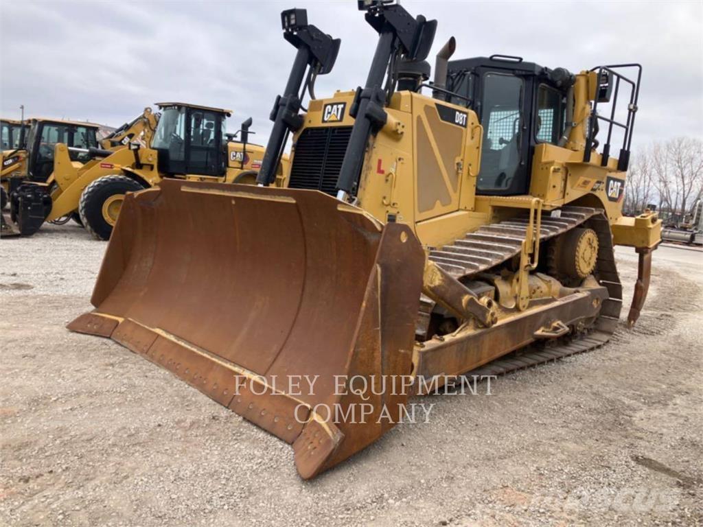 CAT D8T Гусеничные бульдозеры