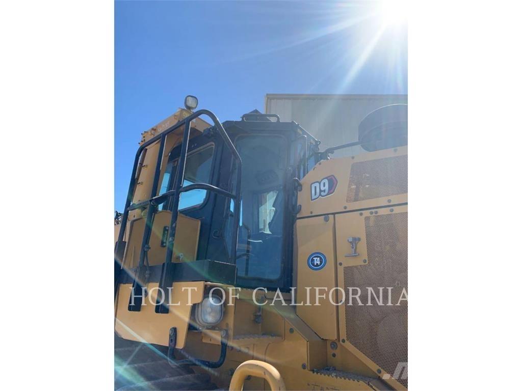 CAT D9 Гусеничные бульдозеры