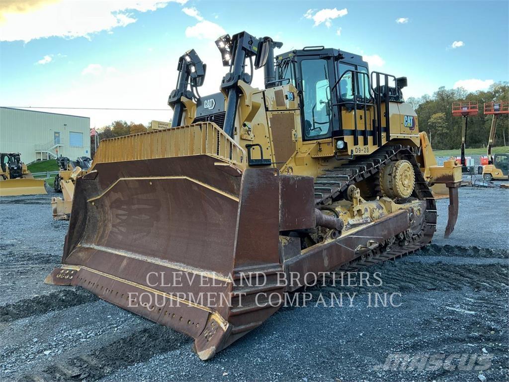 CAT D9 Гусеничные бульдозеры