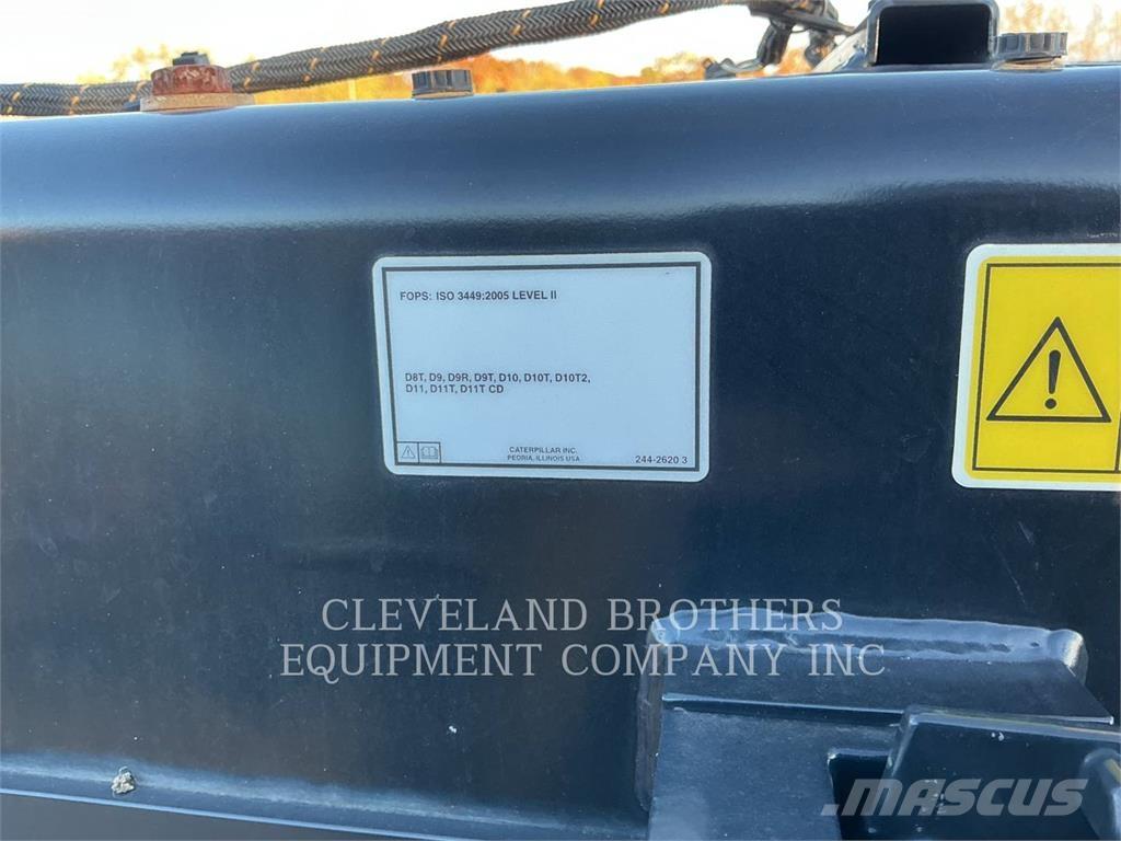 CAT D9 Гусеничные бульдозеры