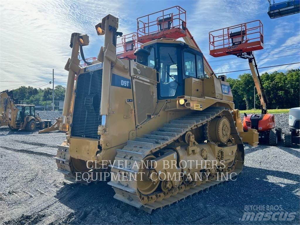 CAT D9T Гусеничные бульдозеры