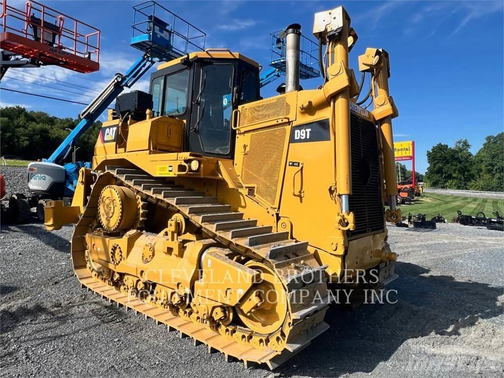 CAT D9T Гусеничные бульдозеры
