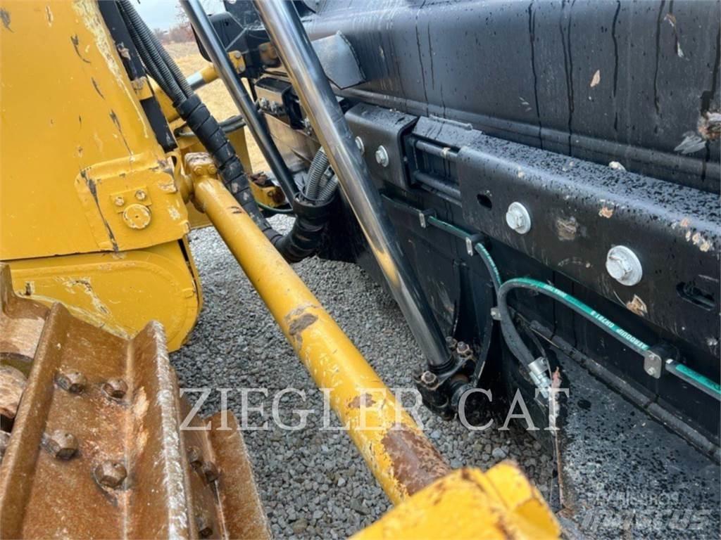 CAT D9T Гусеничные бульдозеры