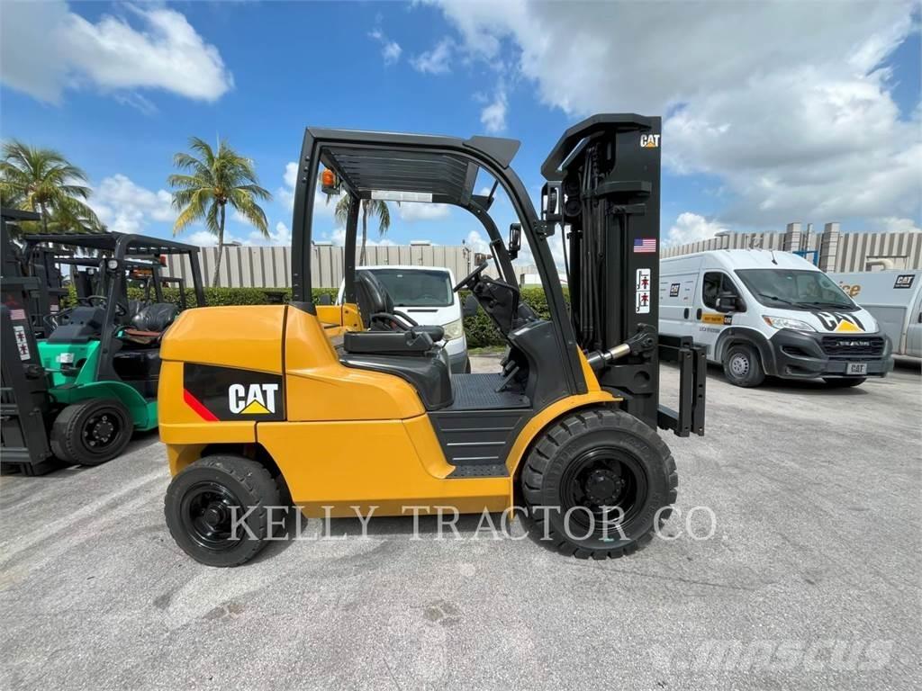 CAT DP50CN1 Дизельные погрузчики