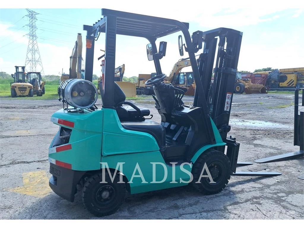 CAT FG18N Другие складские механизмы