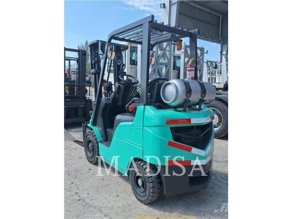 CAT FG18N Другие складские механизмы